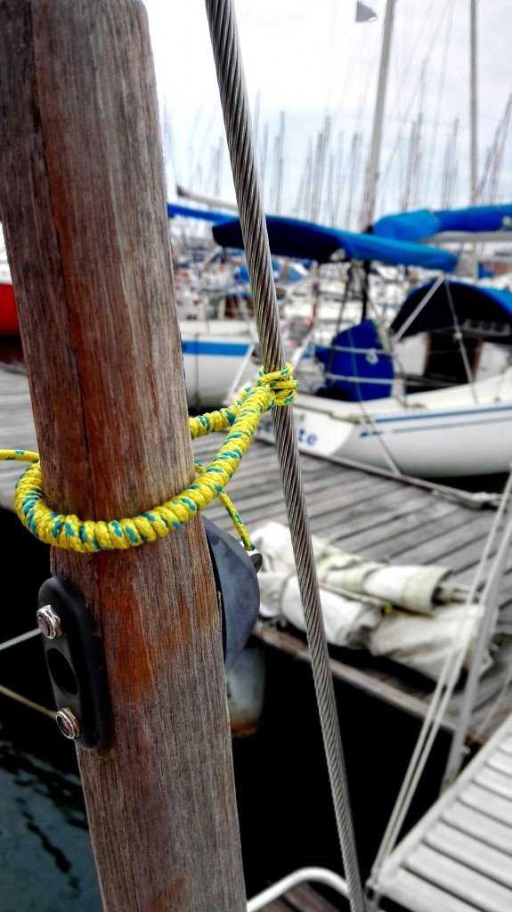 Trattenuta extra lusso per tenere sollevata la barra del timone